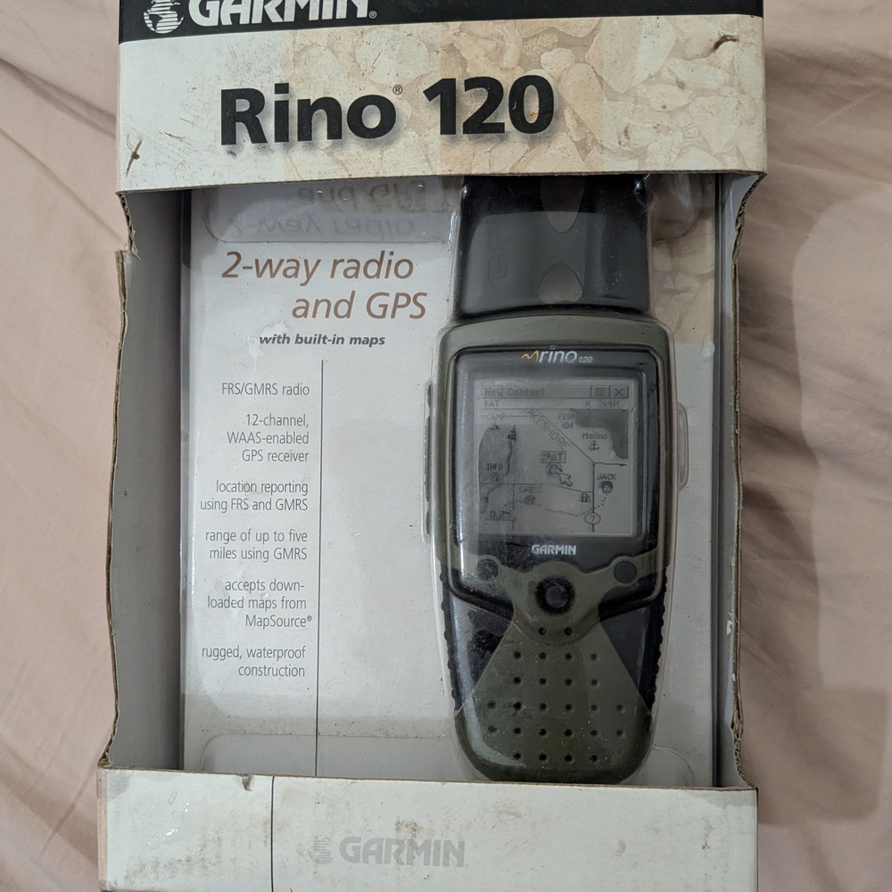 Garmin Rino 120 2-Way Radio and GPS Works Perfectly